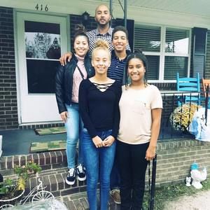 Meet your Posher, Gary